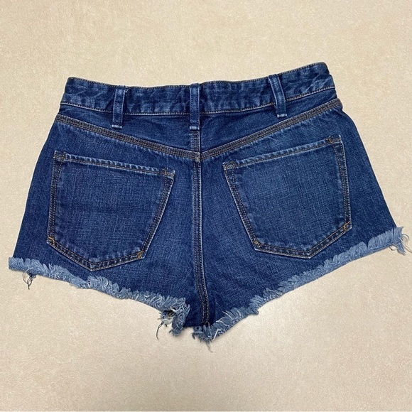 Free People Shorts Womens Size 26 Dark wash Loving Good Vibrations Cut Off Short - Picture 7 of 14